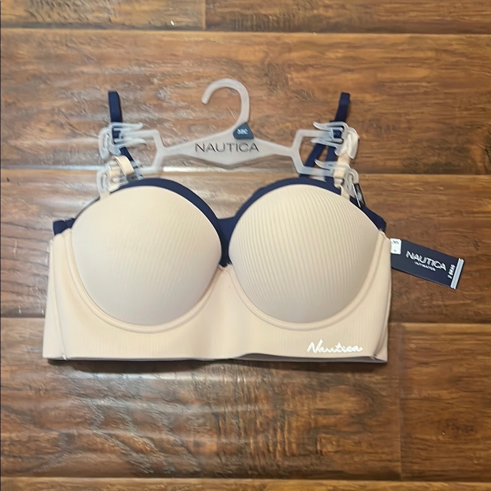 Nautica Women's Cream and Navy Bra